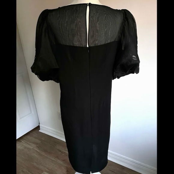 🆕 🇨🇦 Statement little black dress w/its original white floral applique-vintage - Picture 8 of 13